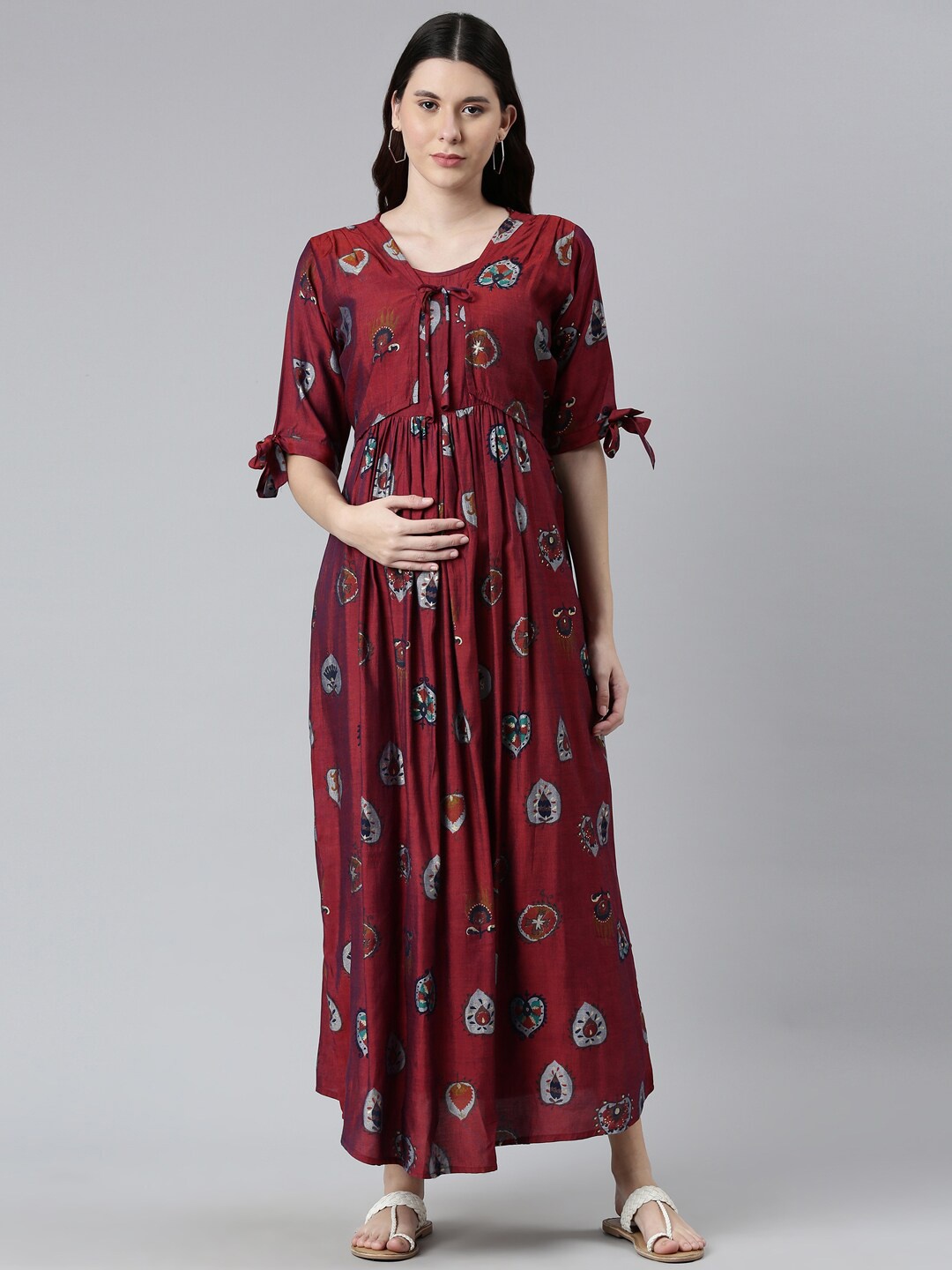 

GOLDSTROMS Maroon Printed Maxi Nightdress