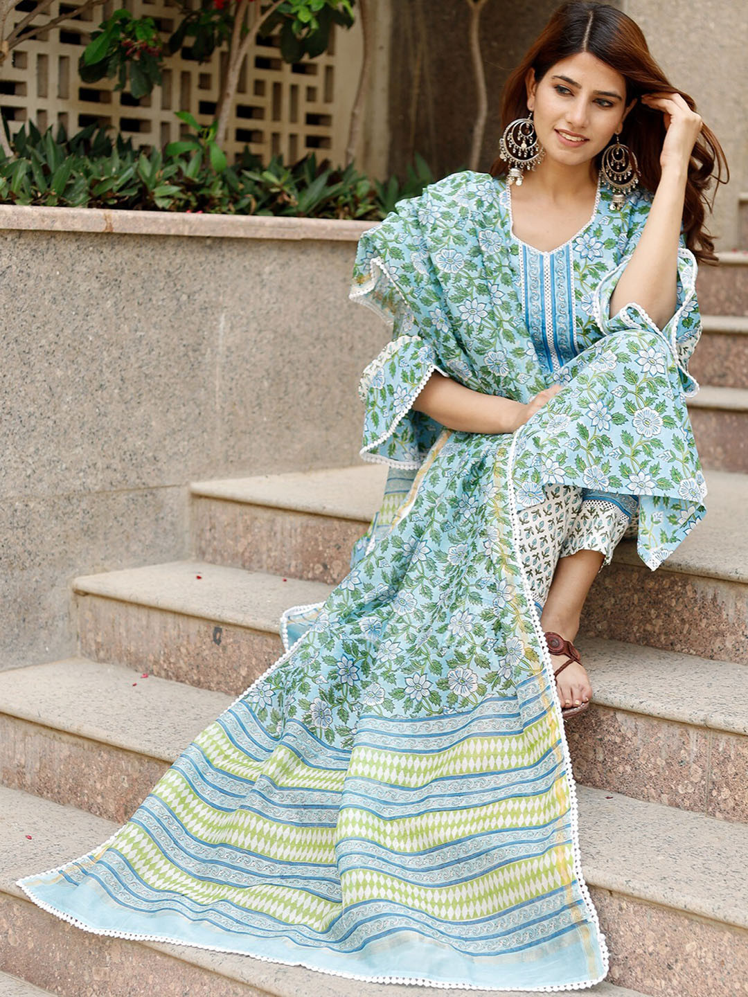 

PHEETA Women Blue Ethnic Motifs Printed Pure Cotton Kurta with Trousers & With Dupatta