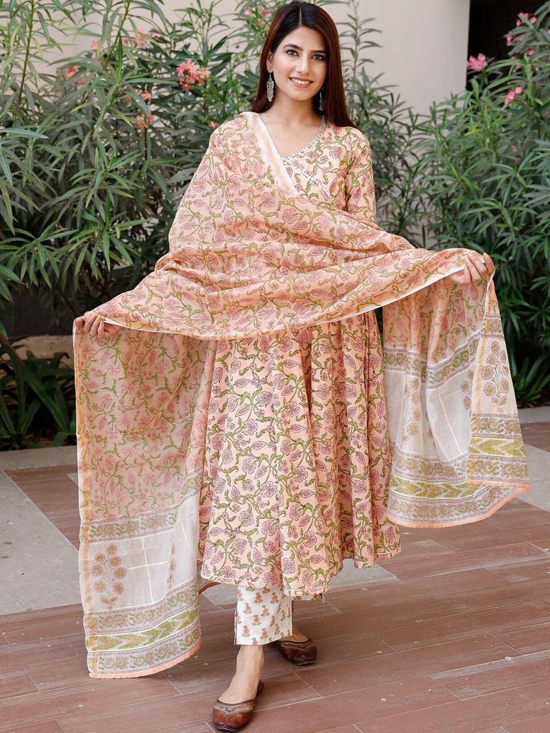 

PHEETA Women Peach-Coloured Printed Angrakha Pure Cotton Kurta with Trouser & Dupatta