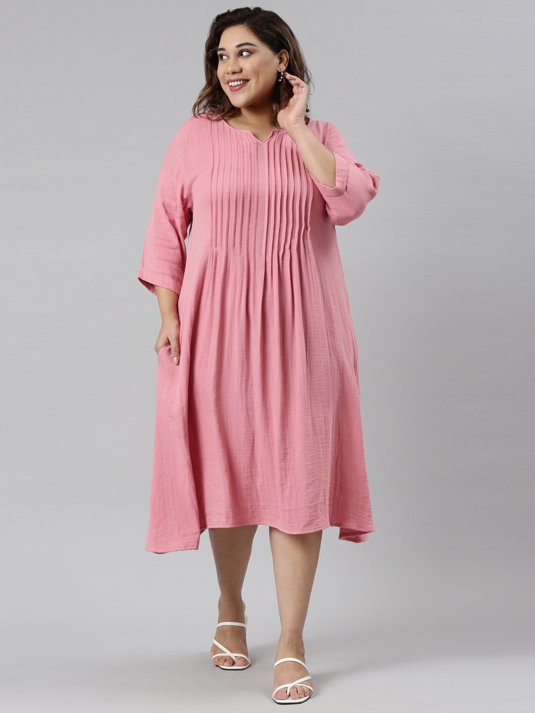

The Pink Moon Women Plus Size Pink Solid A-Line Midi Dress