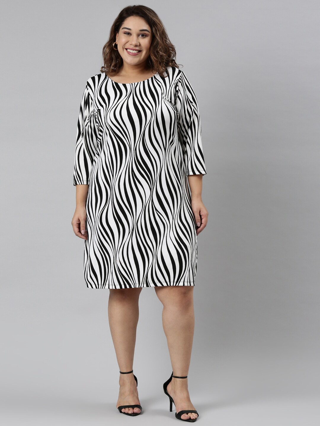 

The Pink Moon Women Plus Size White & Black Animal Printed A-Line Dress