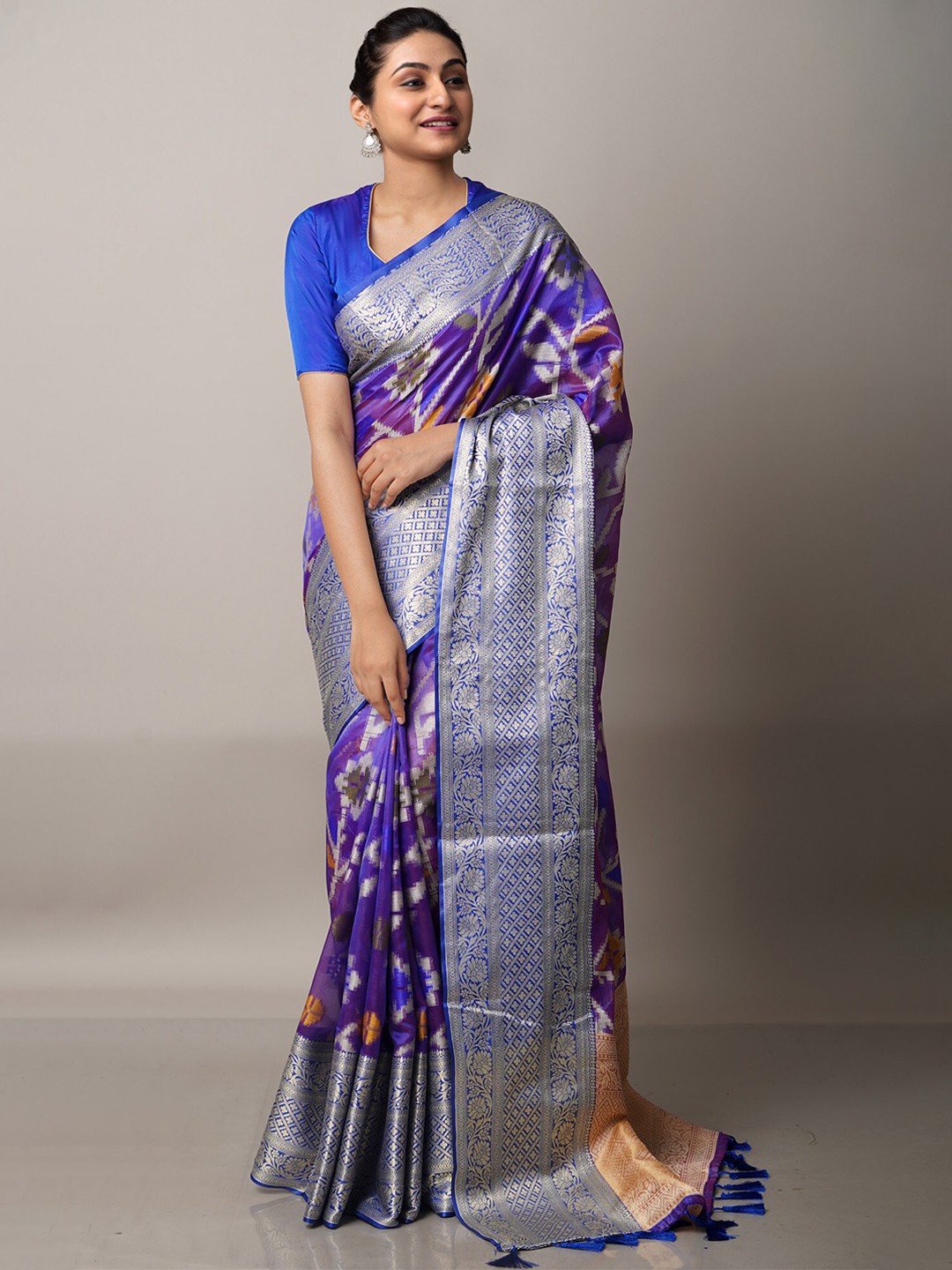

Unnati Silks Women Violet & Blue Woven Design Zari Silk Blend Banarasi Saree