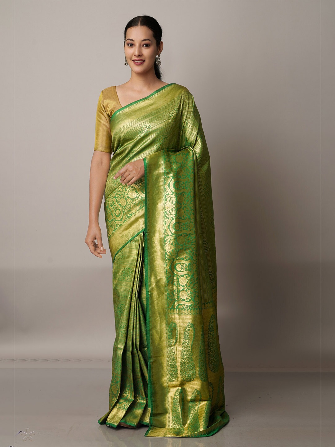 

Unnati Silks Green & Gold-Toned Woven Design Zari Banarasi Saree