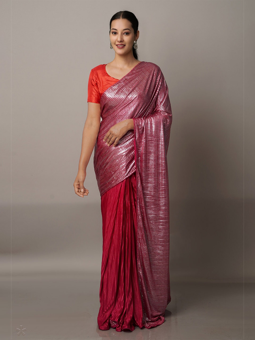 

Unnati Silks Red & Silver-Toned Striped Baluchari Saree