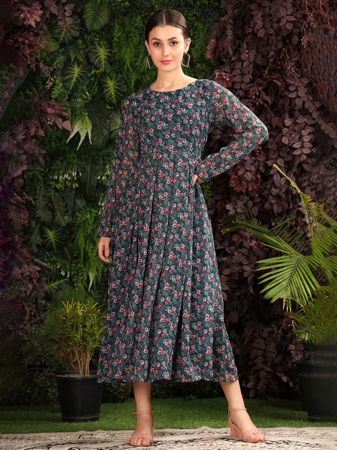 

KALINI Women Green Digital Printed Midi Dress