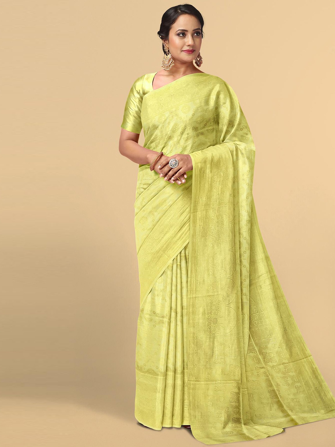 

Kalamandir Yellow & Green Paisley Zari Silk Blend Saree