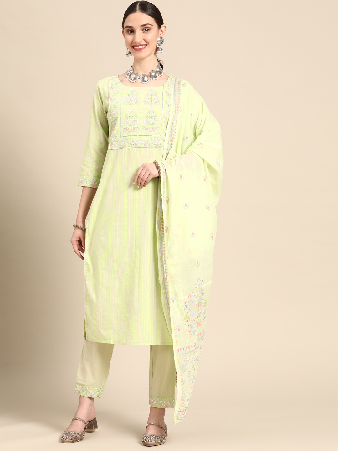

Sangria Women Green Floral Yoke Design Sequinned Pure Cotton Kurta with Trousers & With Dupatta