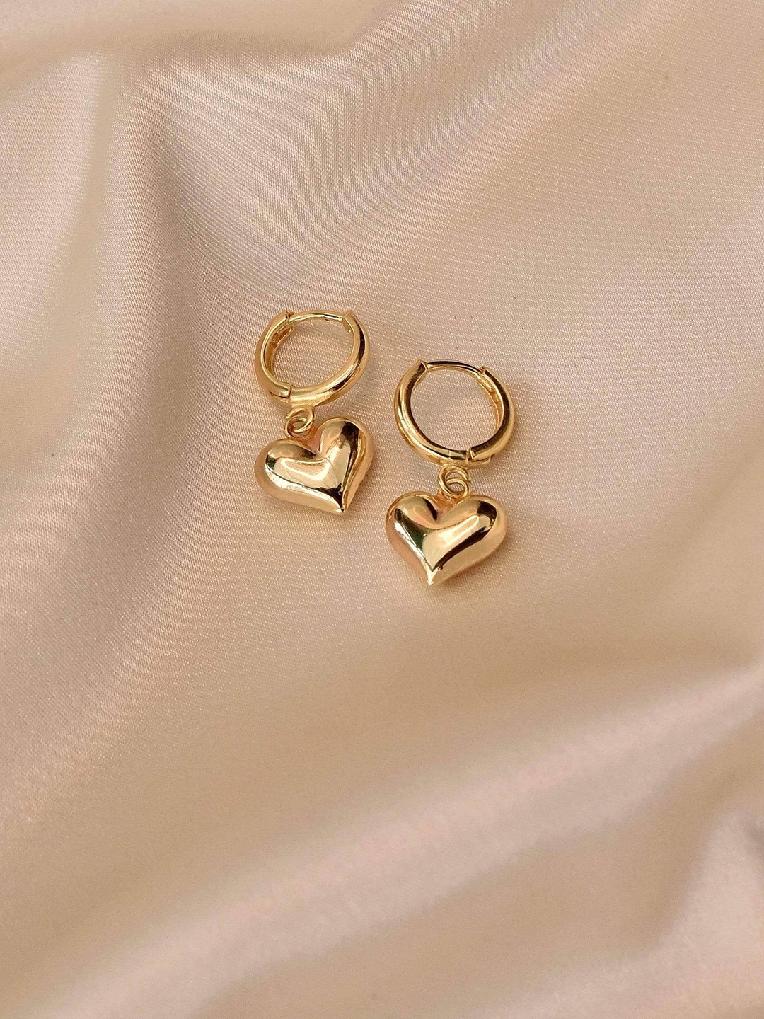 

Klissaa Gold-Toned Contemporary Hoop Earrings