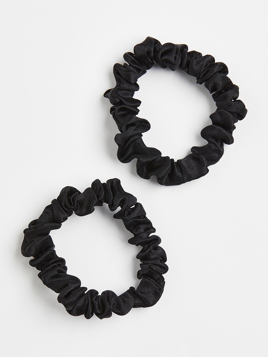 

H&M Women Black 2-Pack Silk Scrunchies