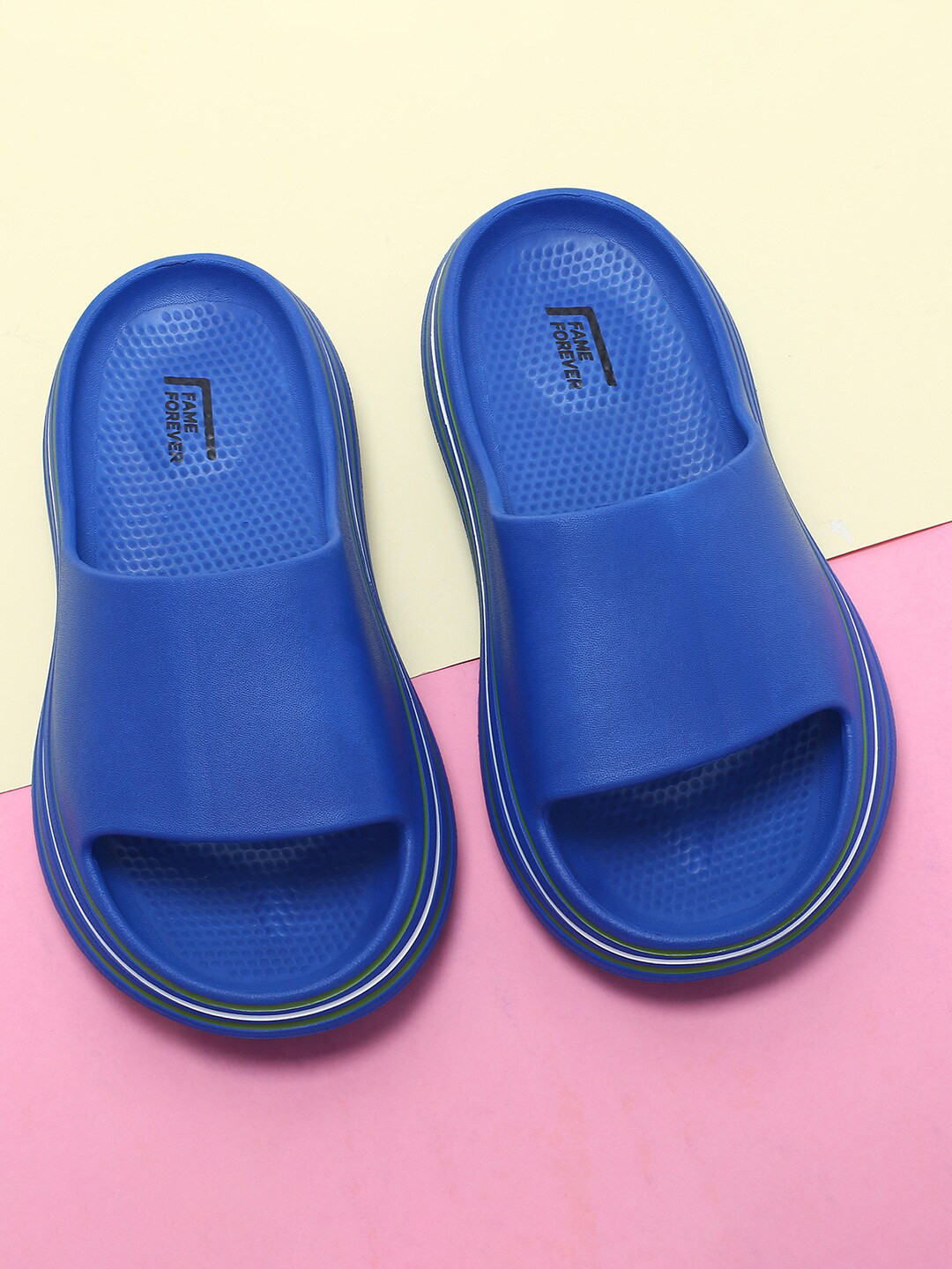 

Fame Forever by Lifestyle Boys Blue Sliders