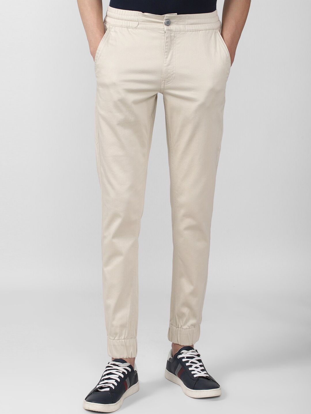 

Van Heusen Sport Men Cream-Coloured Slim Fit Trousers