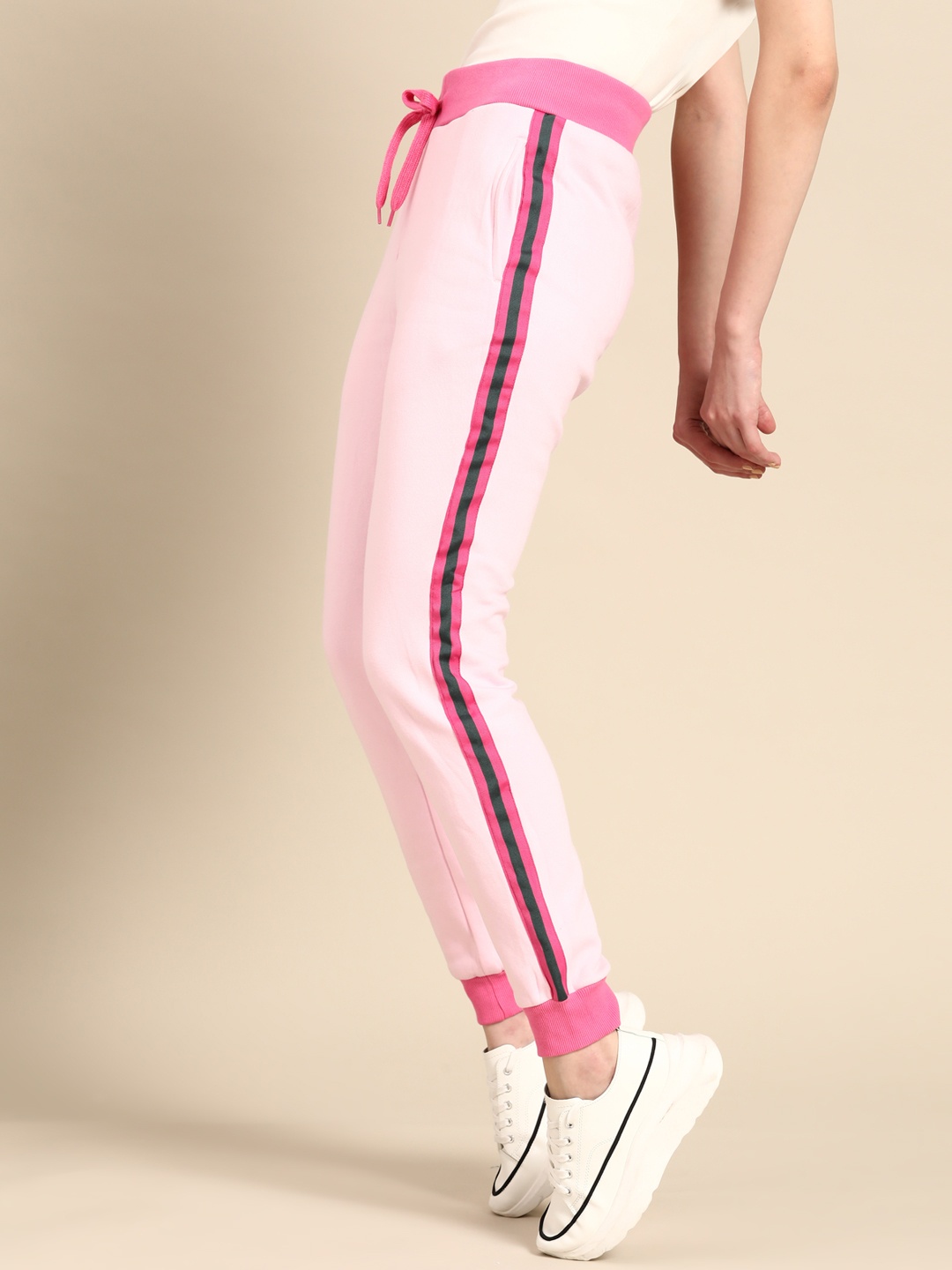 

United Colors of Benetton Women Pink Solid Joggers