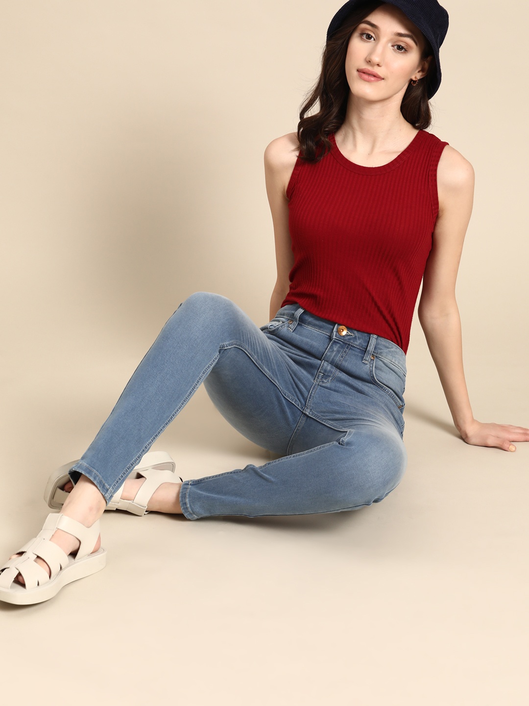 

United Colors of Benetton Women Blue Solid Skinny Fit Light Fade Stretchable Jeans