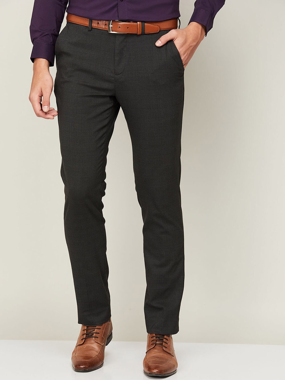 

CODE by Lifestyle Men Black Checked Tapered Fit Trousers