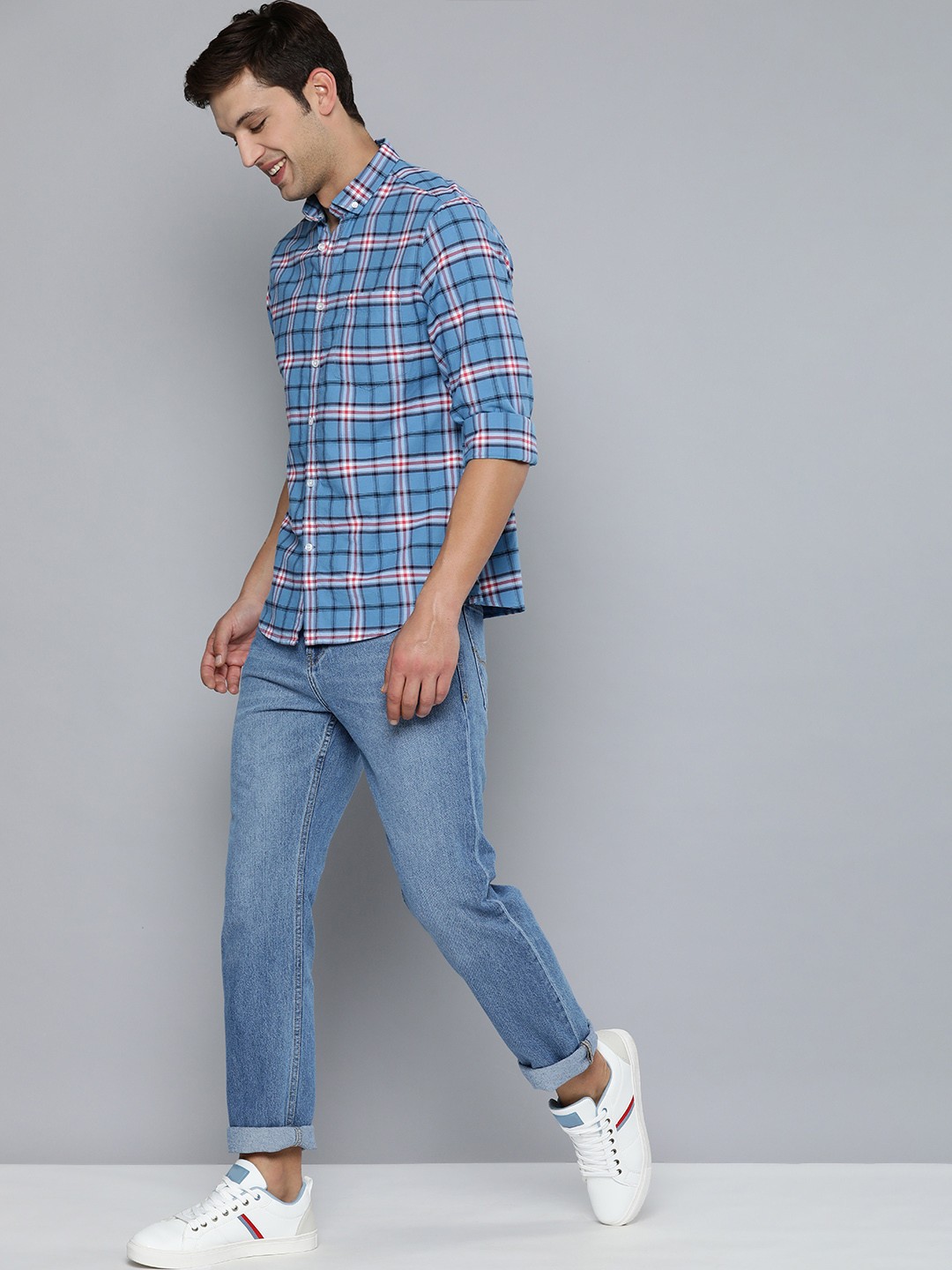 

Mast & Harbour Men Blue & Pink Tartan Checks Pure Cotton Casual Shirt