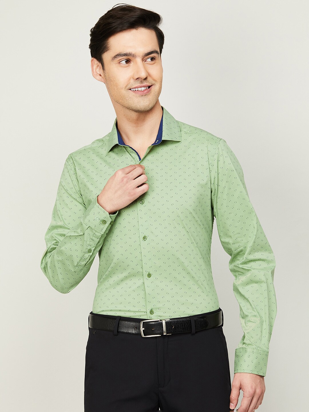 

CODE by Lifestyle Men Green Slim Fit Printed Formal Shirt