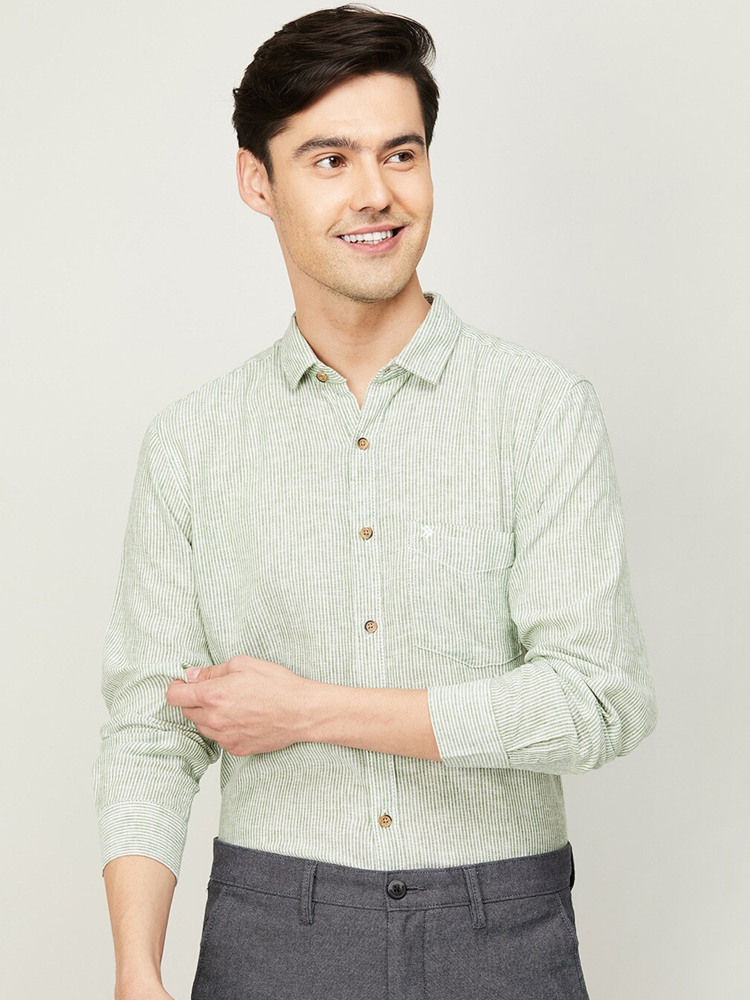 

CODE by Lifestyle Men Green Printed Linen Casual Shirt