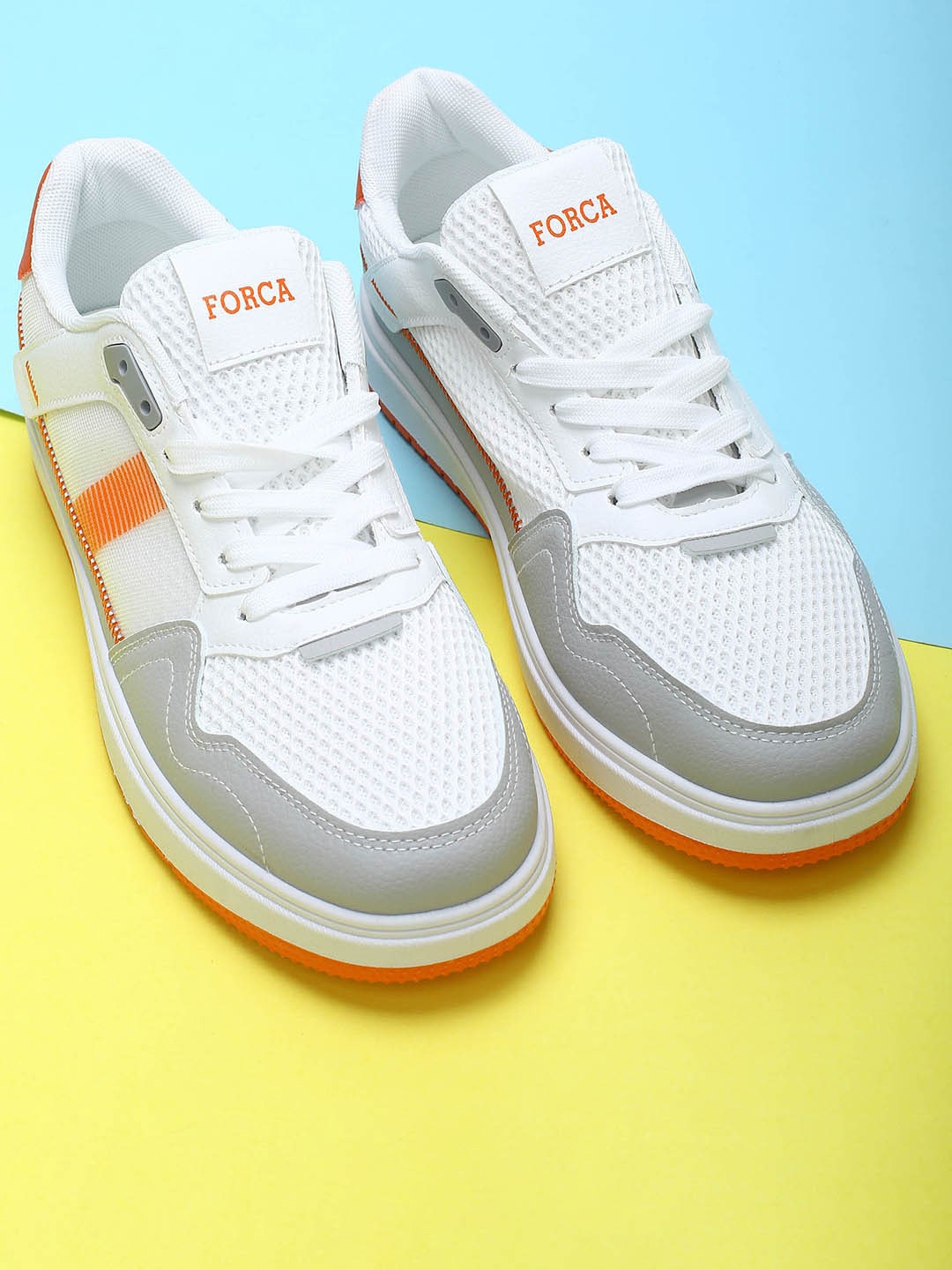 

Forca by Lifestyle Men White Colourblocked Sneakers