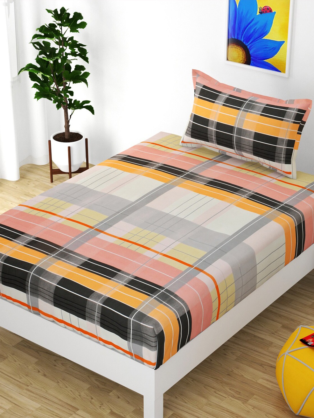 

Bajo's Cream & Orange Geometric 210 TC Cotton Single Bedsheet with 1 Pillow Covers