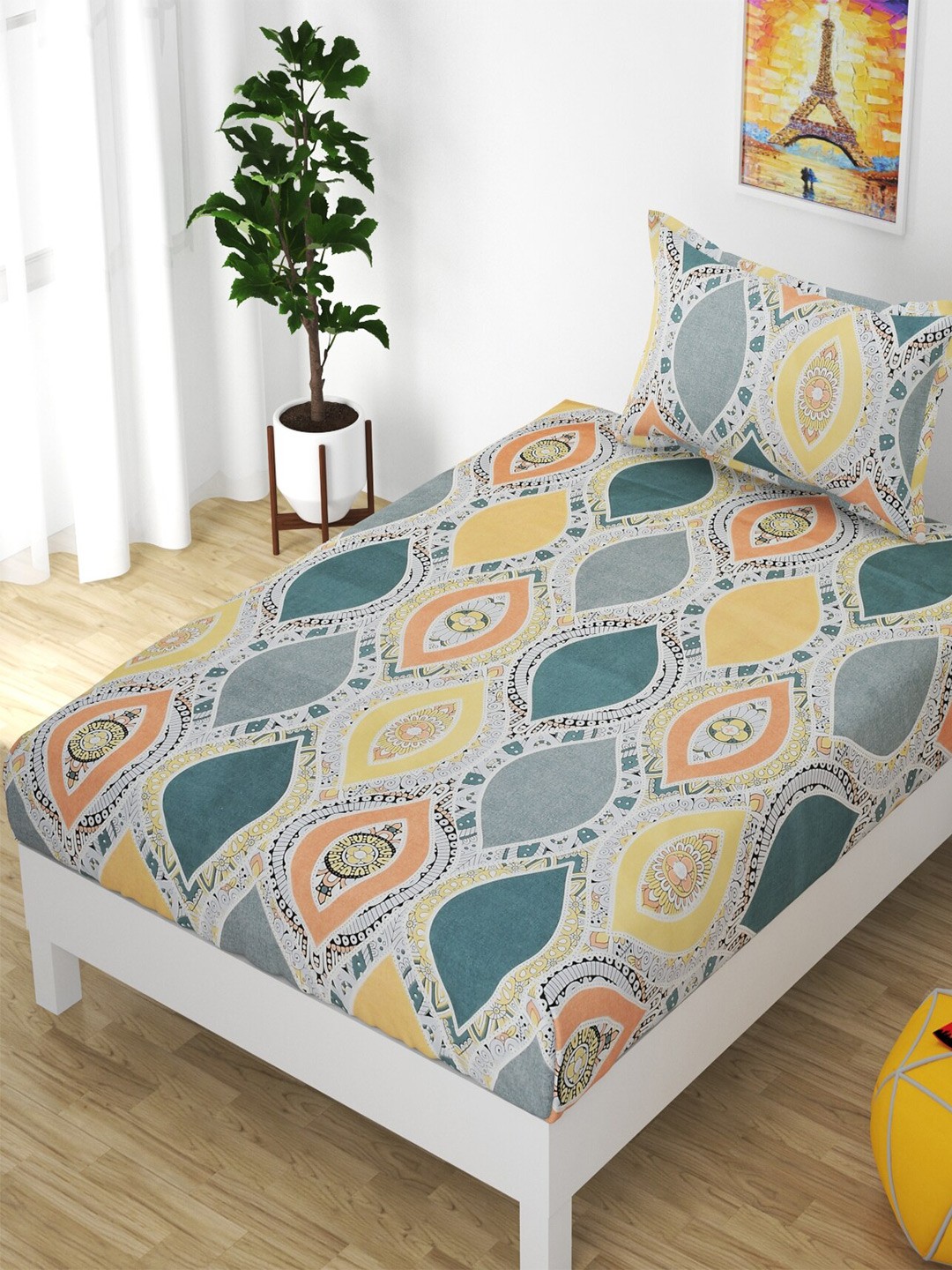 

Bajo's White & Grey Ethnic Motifs 210 TC Single Bedsheet with 1 Pillow Covers