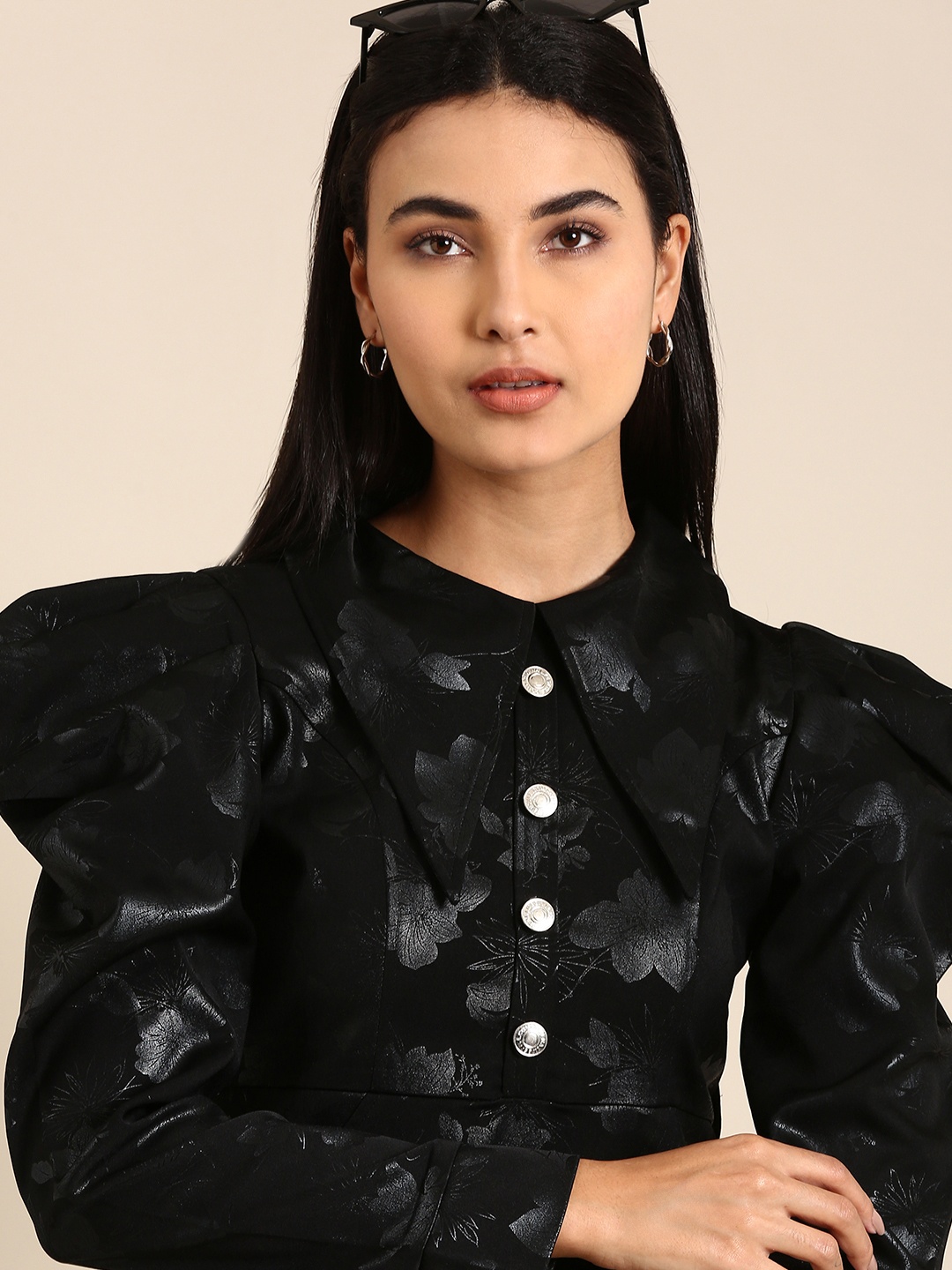 

Athena Women Black Floral Power Above The Keyboard Collar Sleeves A-Line Dress