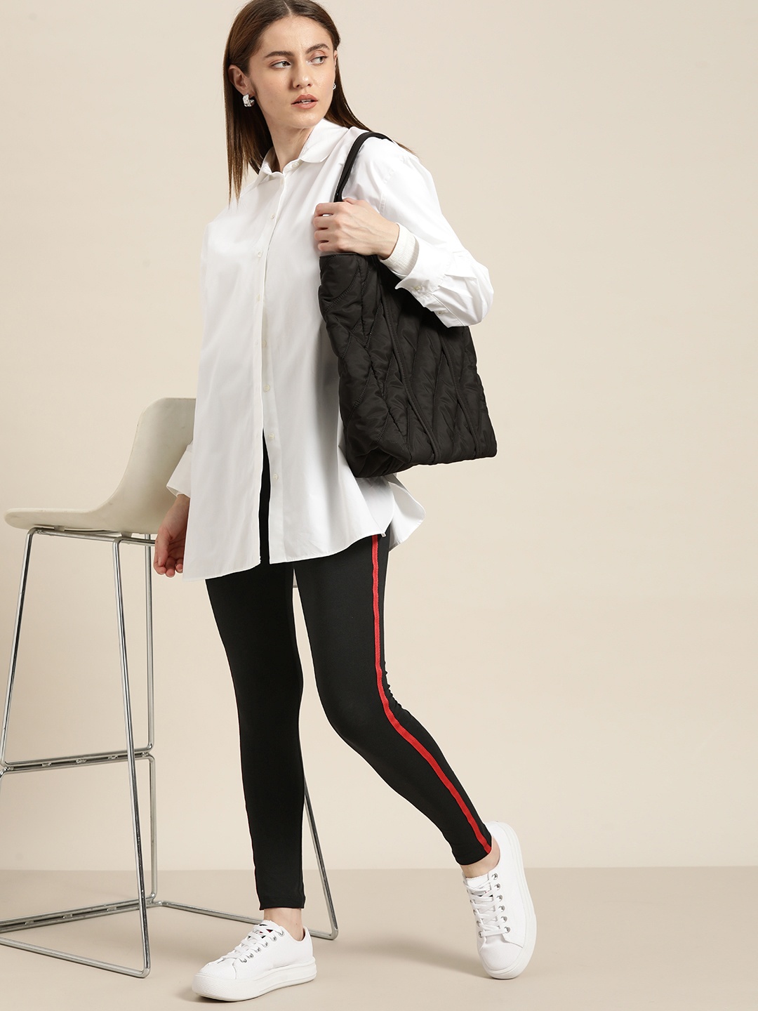 

her by invictus Women Solid High-Rise Leggings, Black