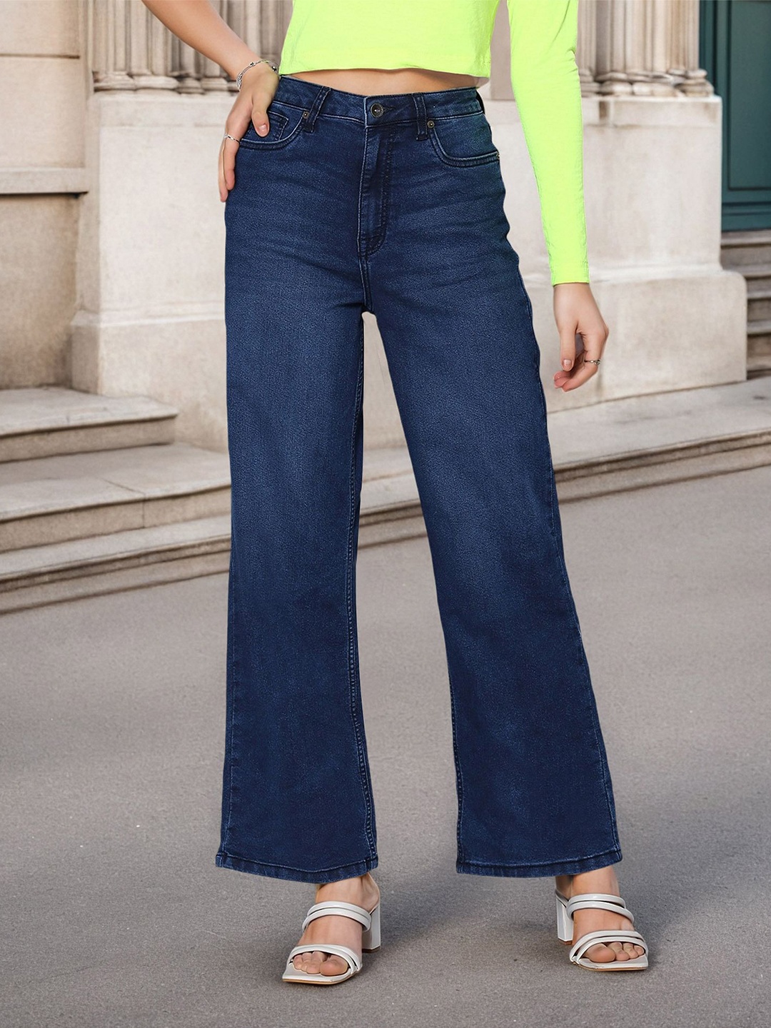 

Flying Machine Women Blue Straight Fit High-Rise Light Fade Stretchable Jeans