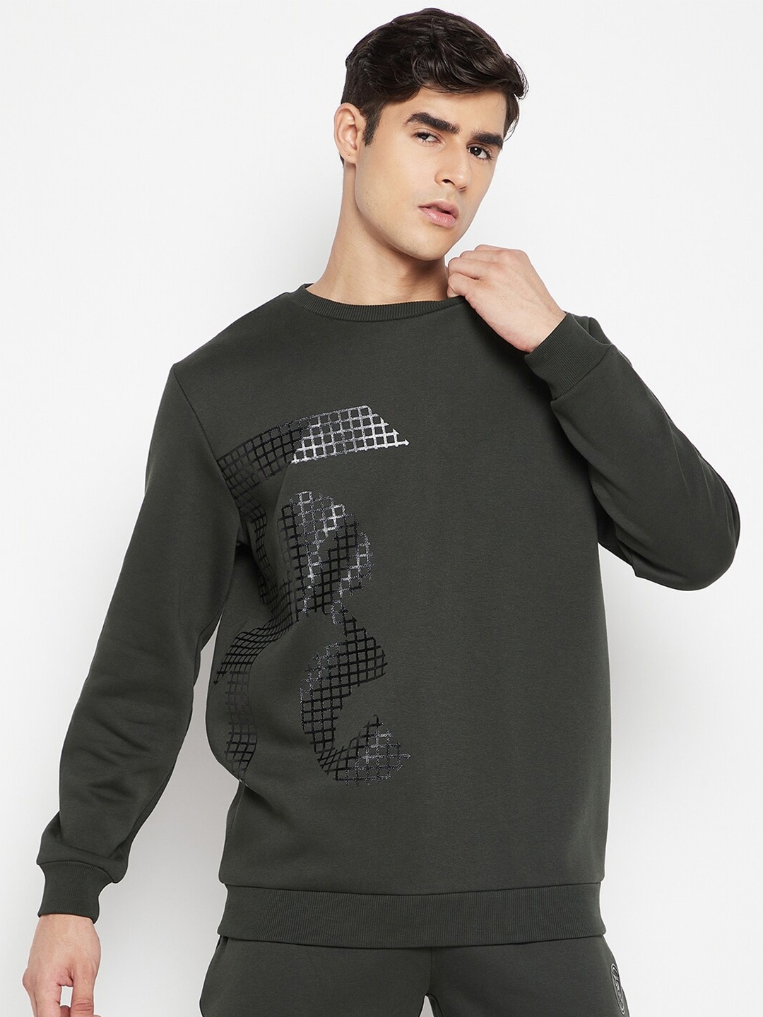 

EDRIO Men Green Fleece Sweatshirt