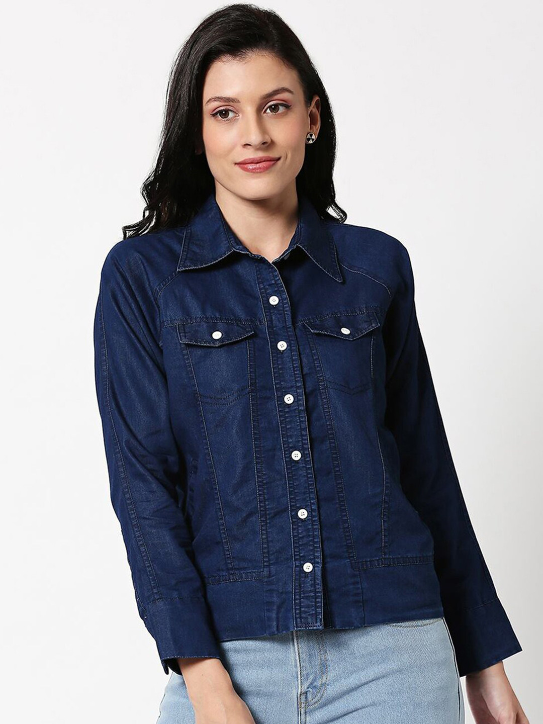 

Bewakoof Women Blue Solid Long Sleeves Denim Jacket