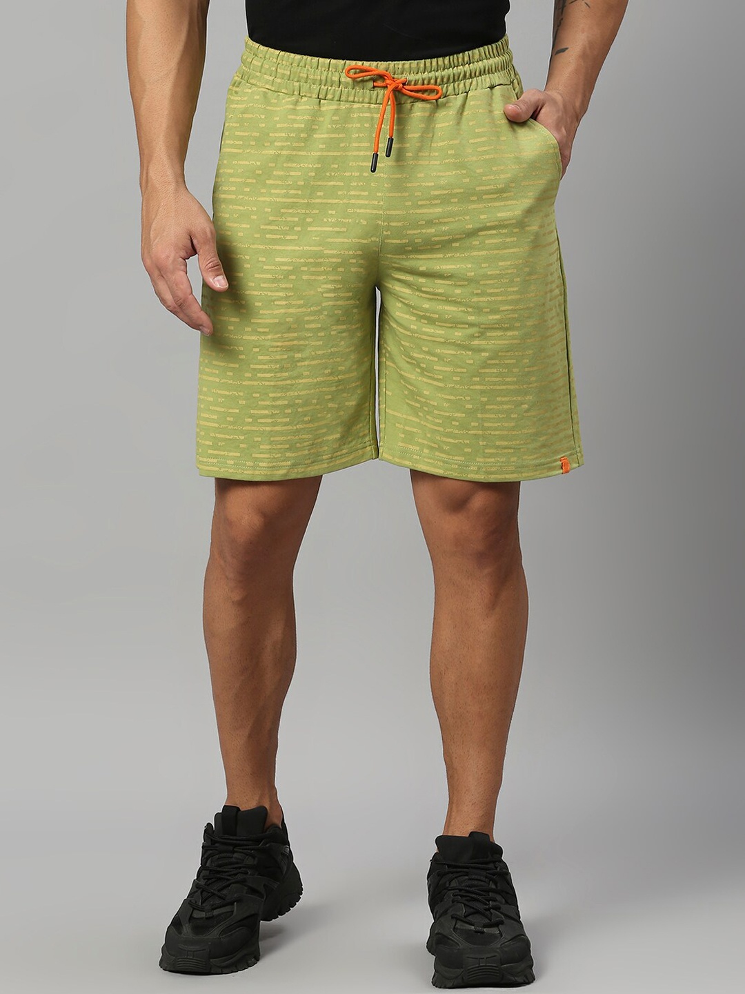 FiTZ Men Green & Yellow Striped Slim Fit Shorts