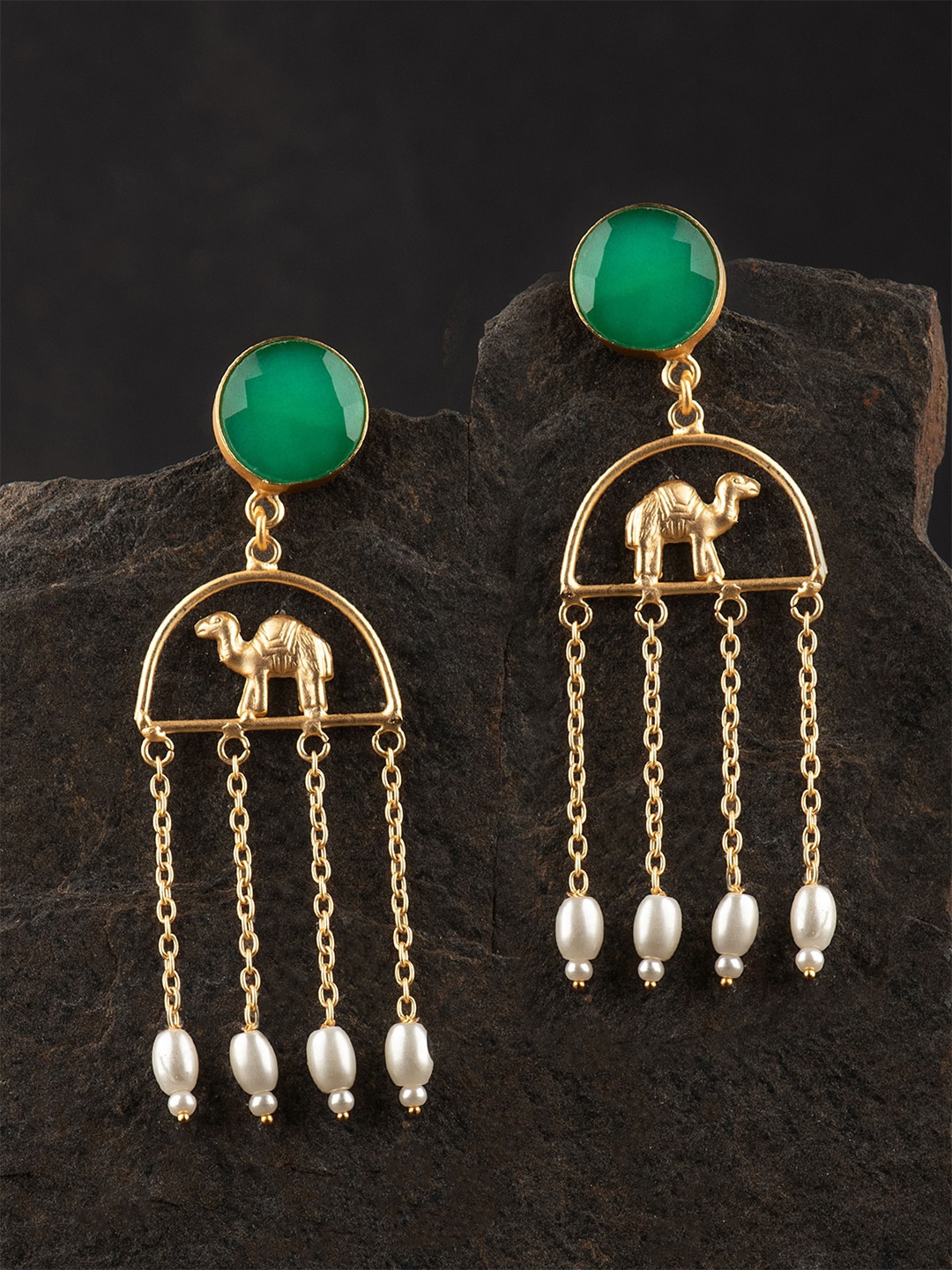 

Ozanoo Gold-Toned & Green Contemporary Drop Earrings