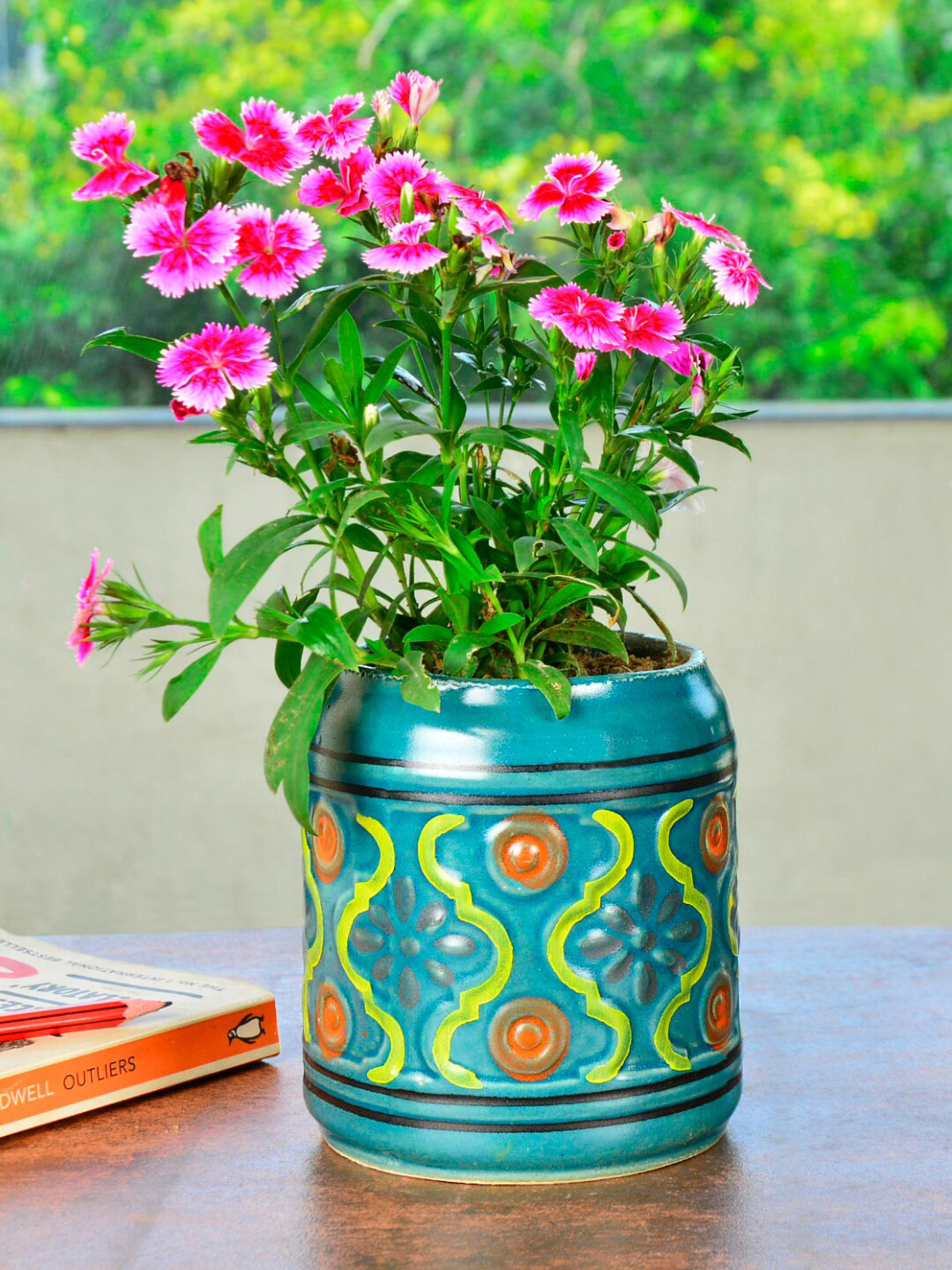 

StyleMyWay Green Round Ceramic Printed Planter Pot