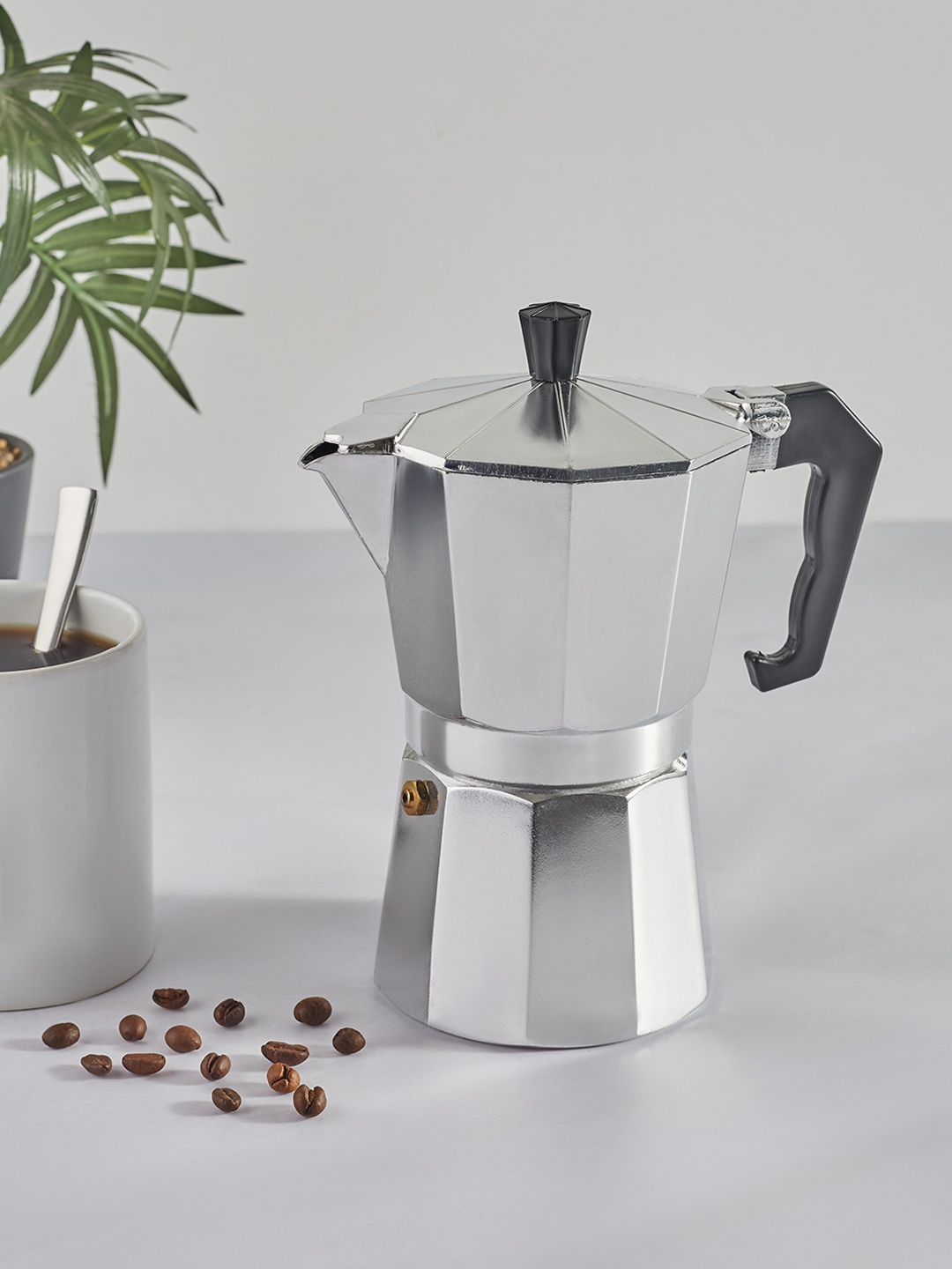 

HomeTown Silver-Toned Brew Aluminium Moka Pot Coffee Maker