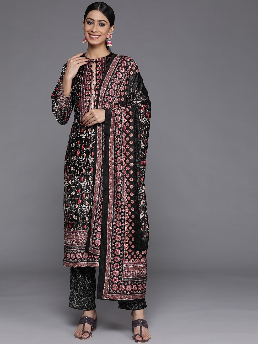 

Libas Women Black Floral Printed Velvet Kurta with Trousers & With Dupatta