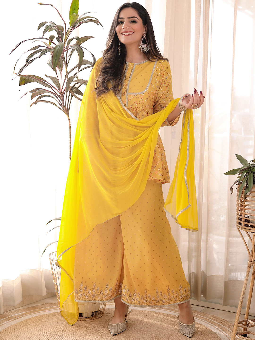 

Libas Women Mustard Yellow Floral Printed Gotta Patti Kurti with Palazzos & With Dupatta
