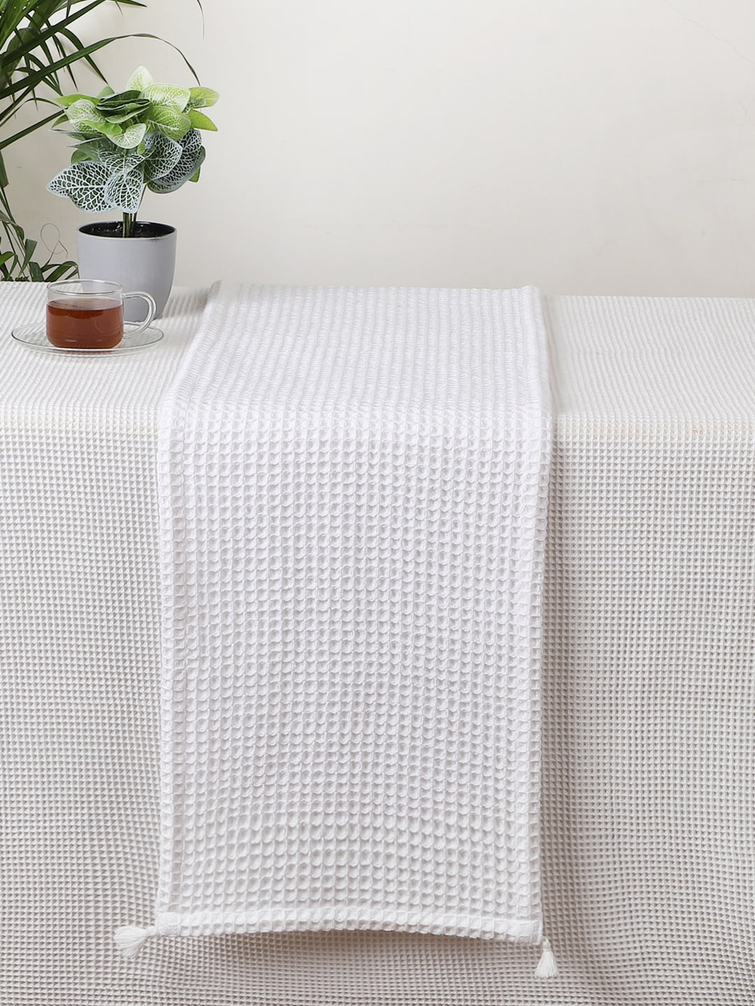

Jamio Firati White Textured Pure Cotton Dining Table Runner