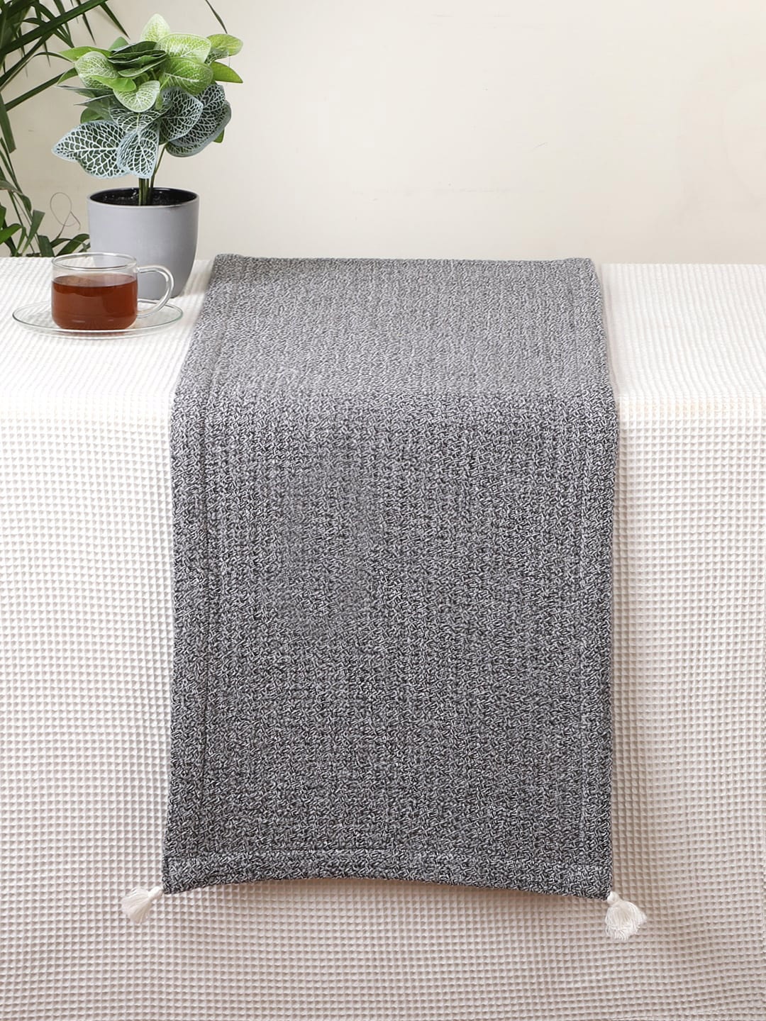 

Jamio Firati Black Solid Pure Cotton Table Runner