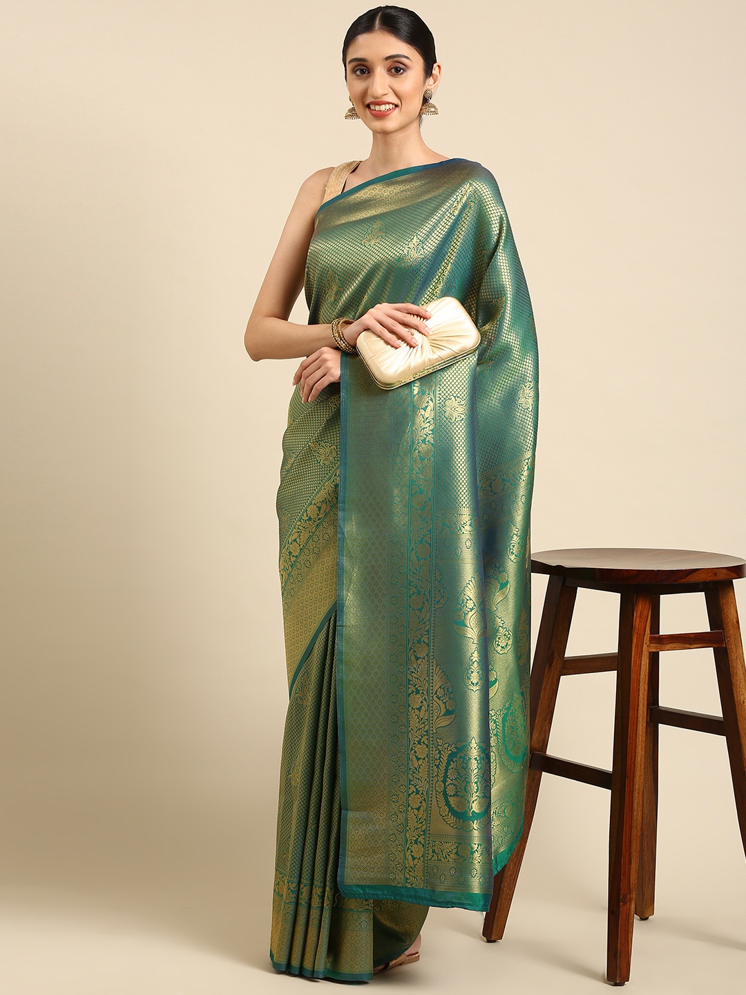 

SHARAA ETHNICA Green & Golden Woven Design Pure Silk Kanjeevaram Saree