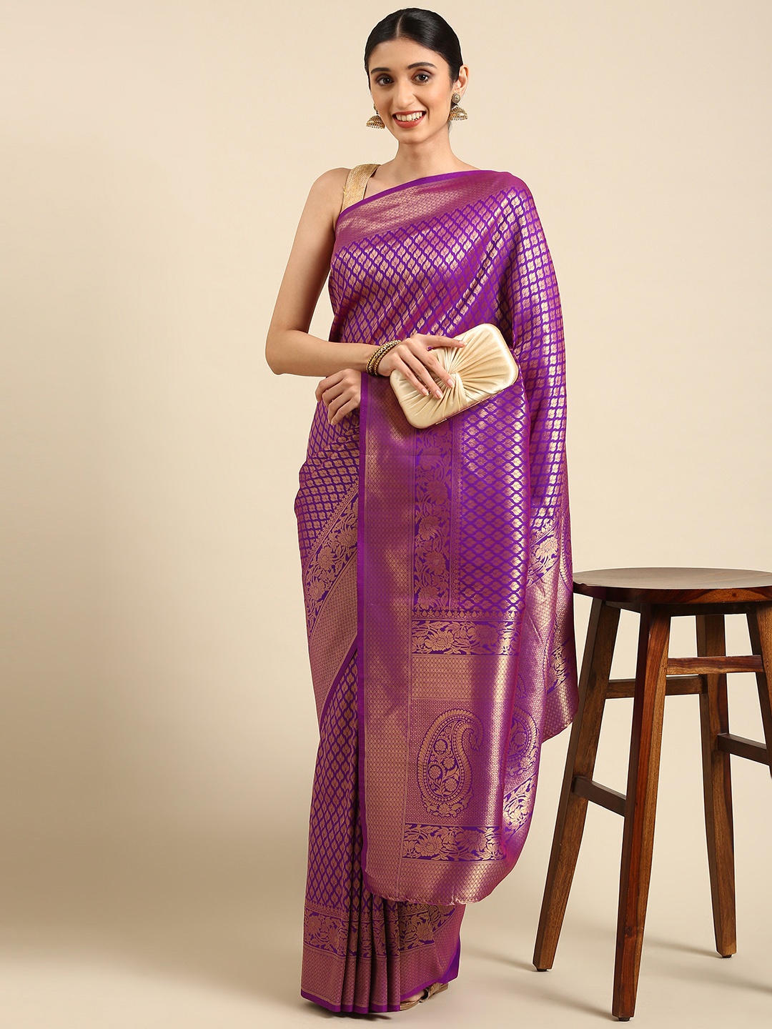 

SHARAA ETHNICA Violet & Golden Woven Design Pure Silk Kanjeevaram Sareearee