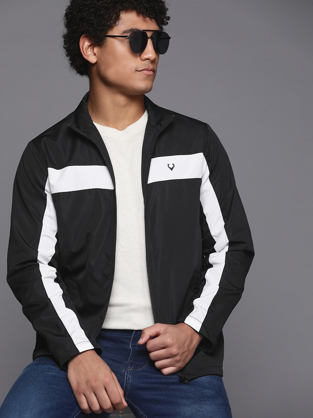 

Allen Solly Sport Men Black & White Striped Padded Jacket