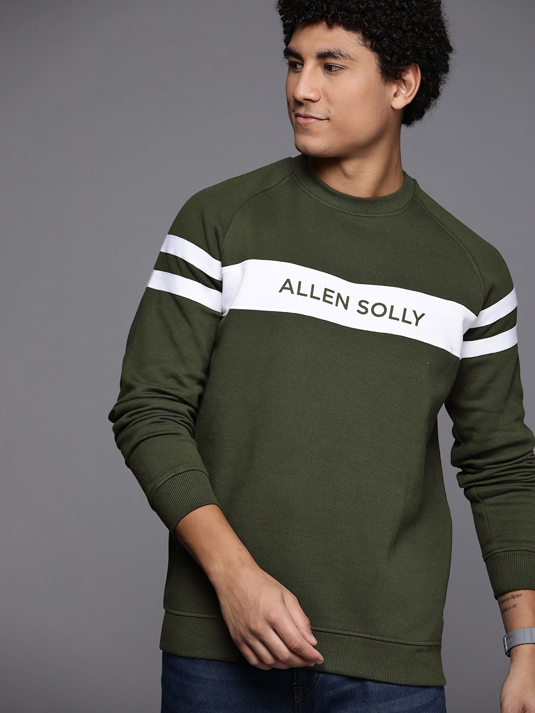 

Allen Solly Sport Men Olive Green Printed Sweatshirt