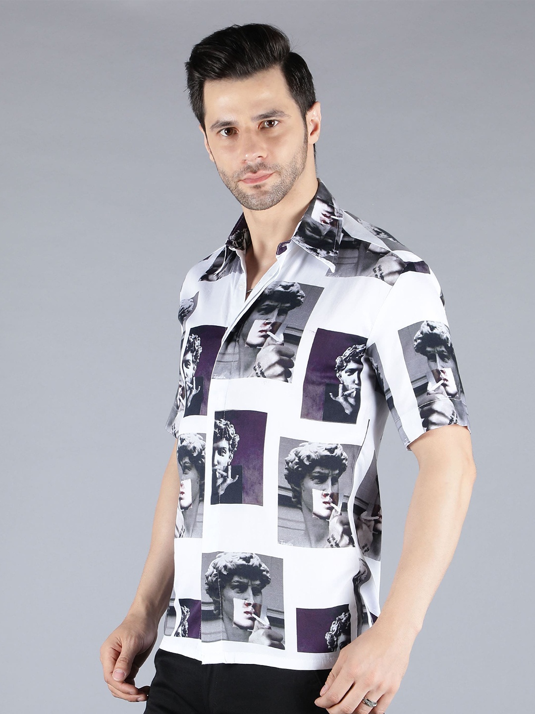 

SHABERRY Men White Premium Printed Casual Shirt