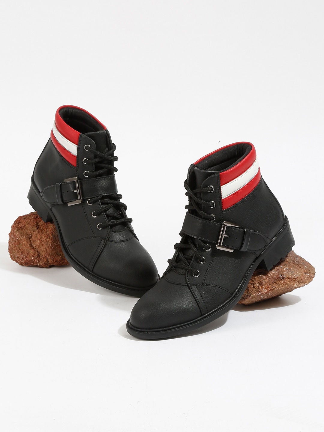 

Roadster Women Black Boots