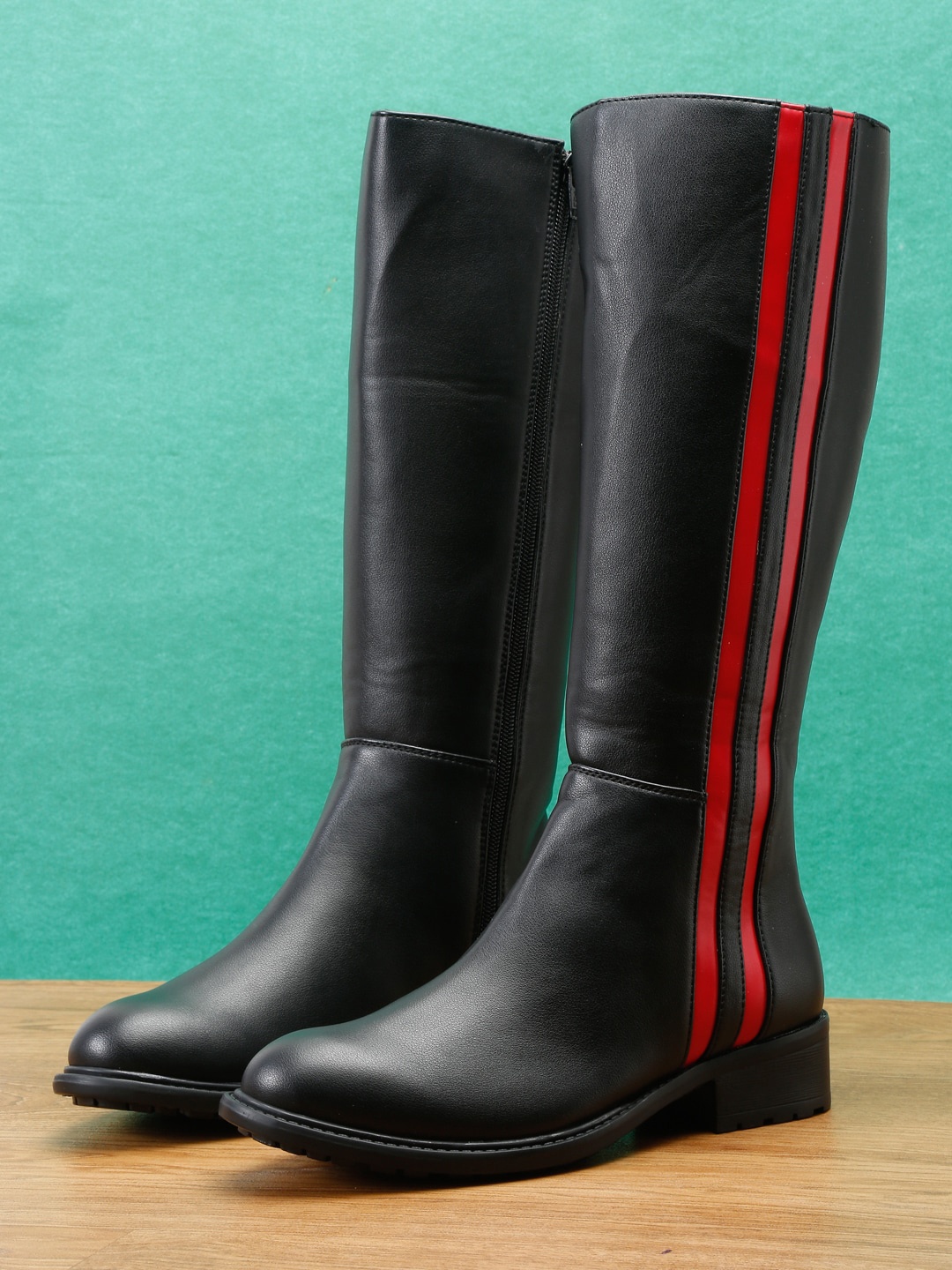 

Roadster Women Black Solid High-Top Winter Boots