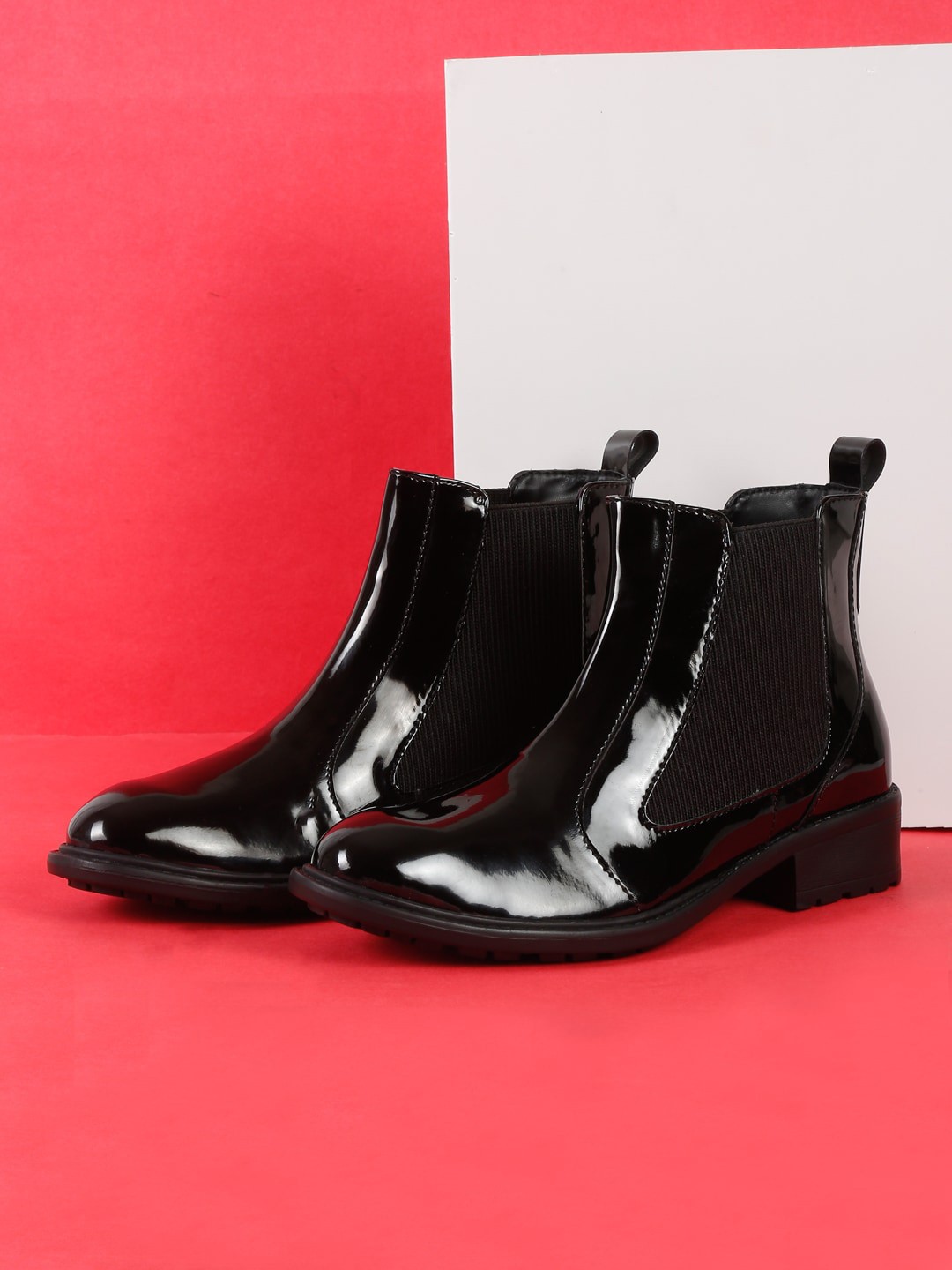 

Roadster Women Black Solid Winter Boots