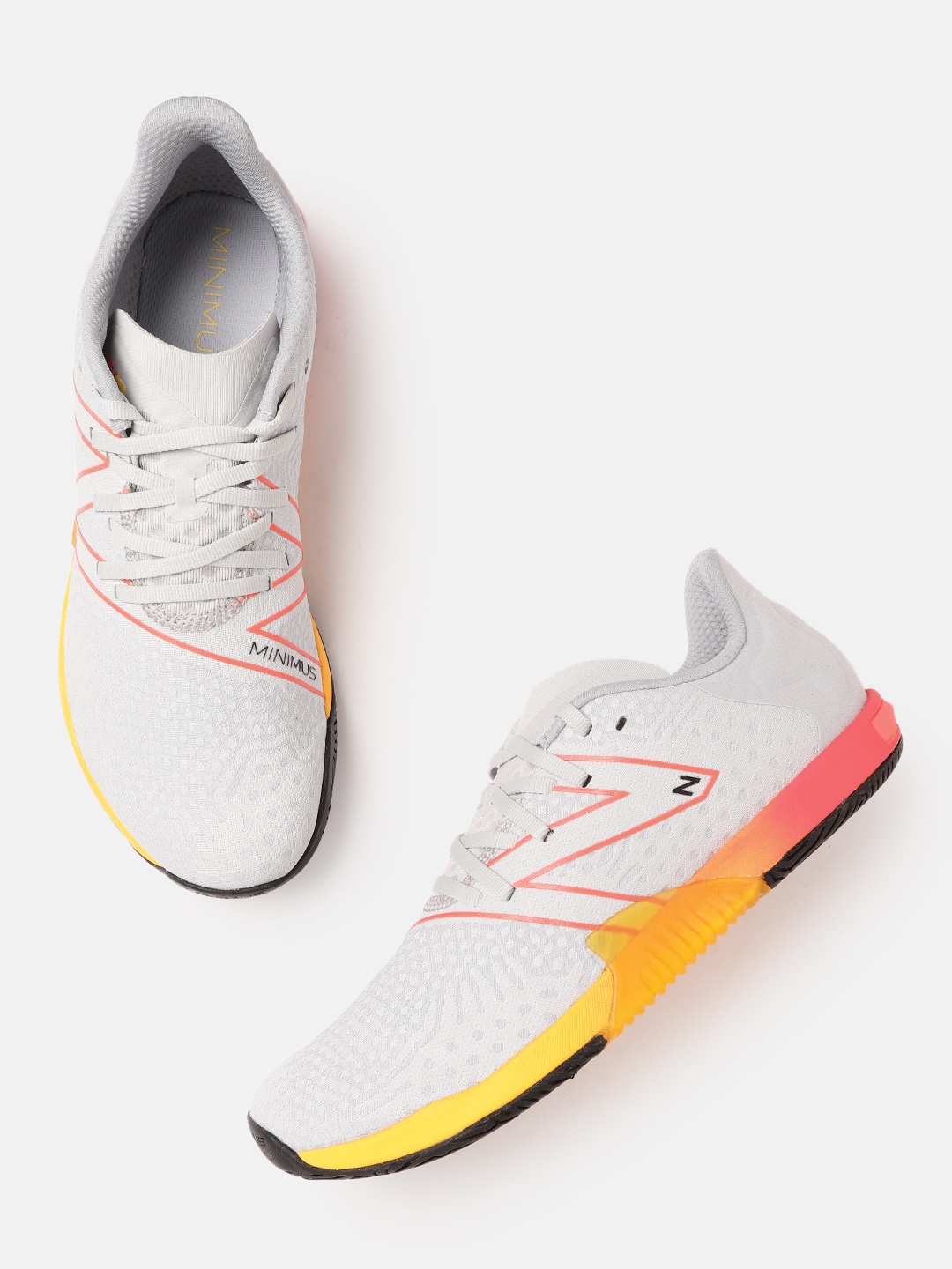

New Balance Men Woven Design Minimus Running Shoes, Grey