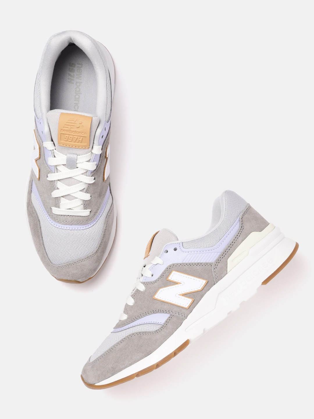 

New Balance Women Colourblocked Suede Sneakers, Grey