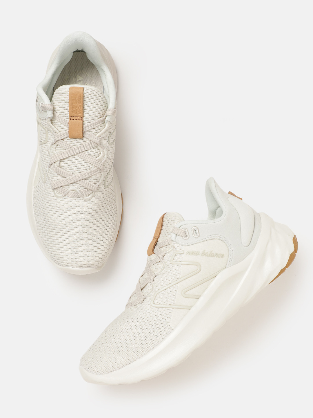 

New Balance Women Woven Design Roav V2 Running Shoes, White