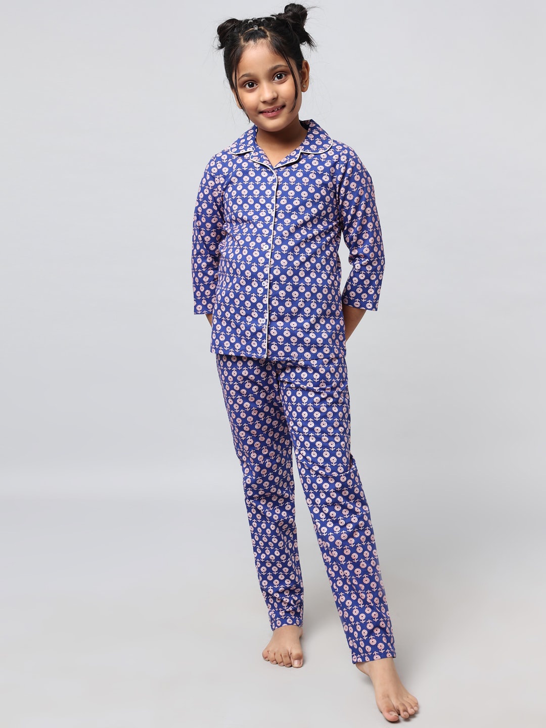

HERE&NOW Girls Blue & Off White Pure Cotton Printed Night suit