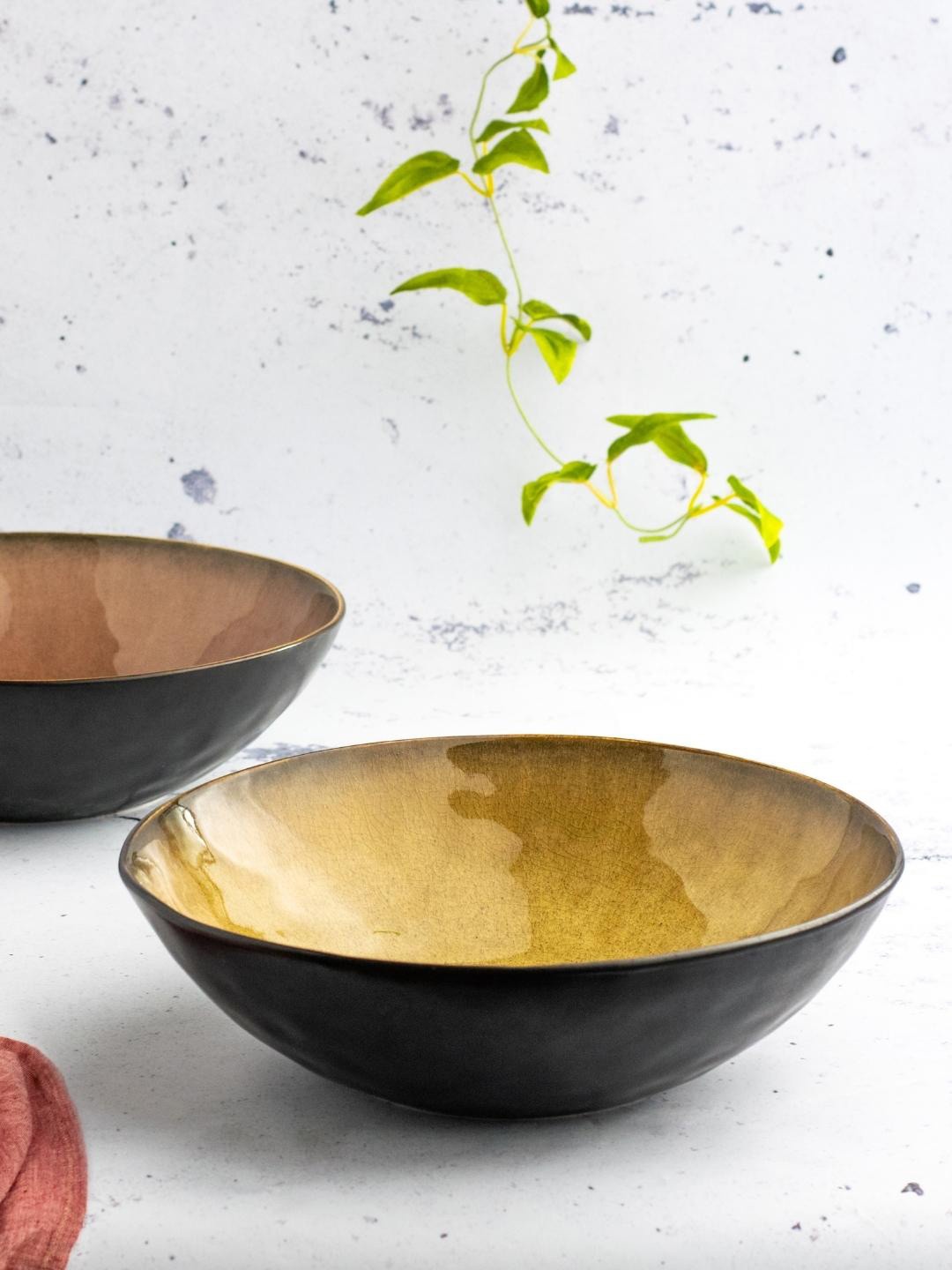 

Nestasia Yellow & Black Solid Microwave safe Ceramic Glossy Bowl